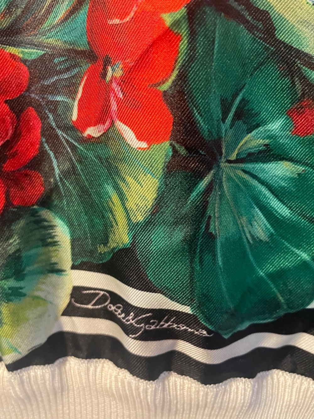 Silk Dolce & Gabbana Floral & Polka Dot Sleeveless Top - Picture 3 of 8